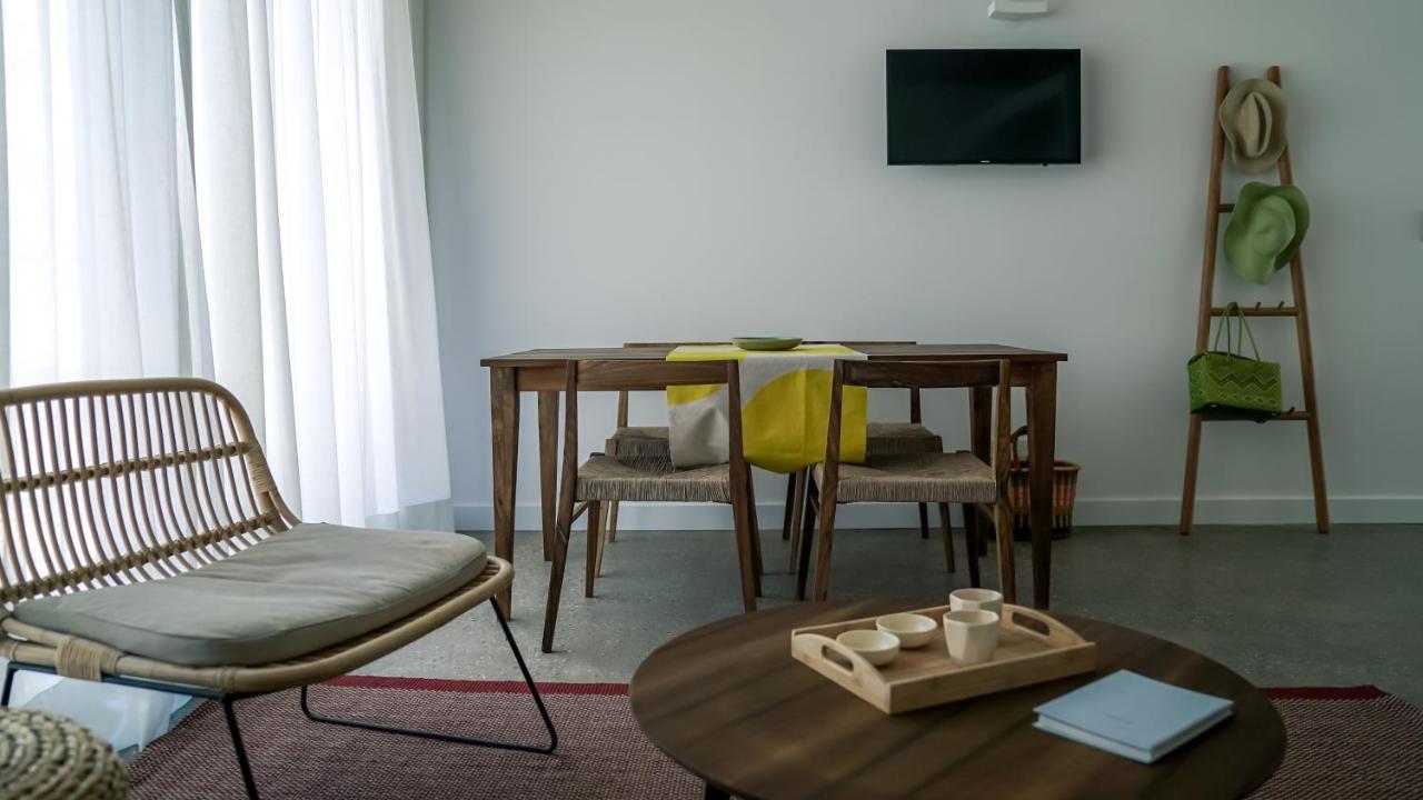 Casagrande Hotel & Beach Club Хосе-Игнасио Экстерьер фото A living room in a typical apartment
