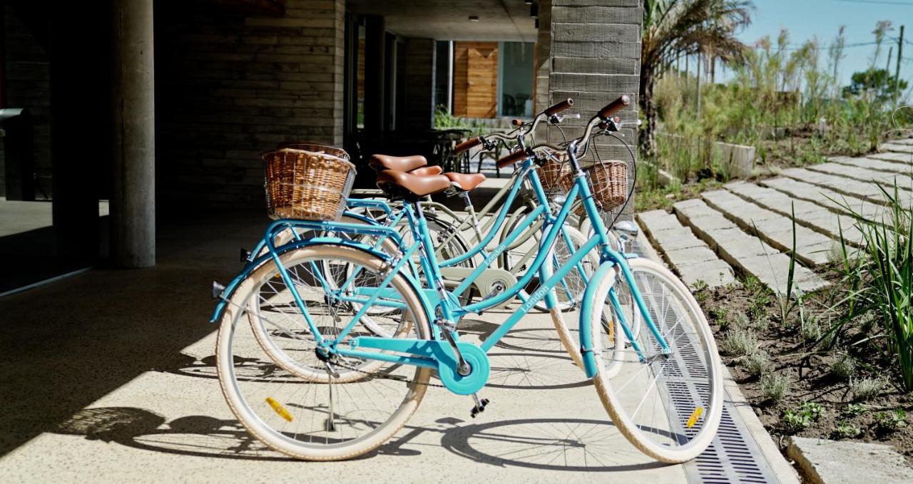 Casagrande Hotel & Beach Club Хосе-Игнасио Экстерьер фото A beach cruiser bicycle