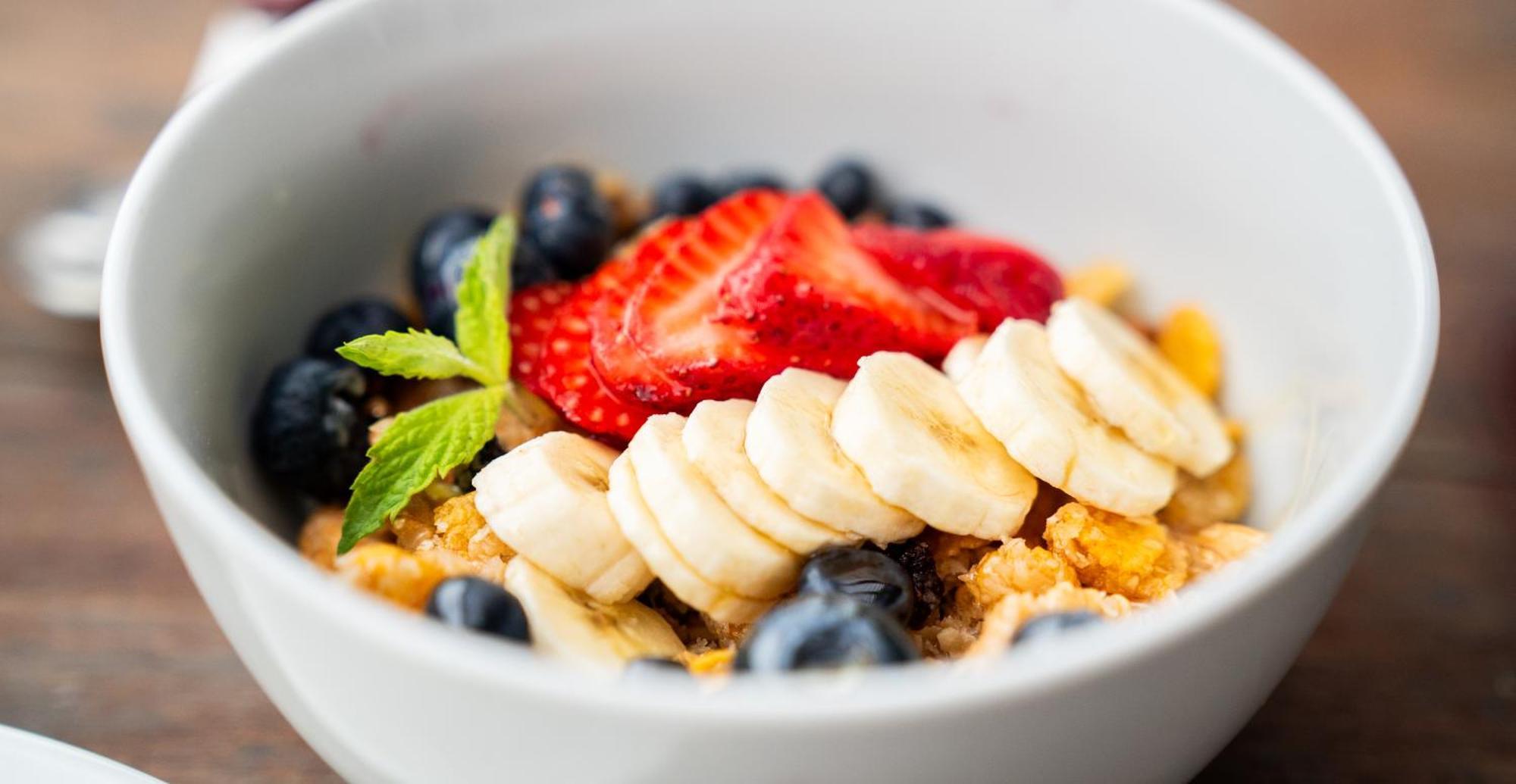 Casagrande Hotel & Beach Club Хосе-Игнасио Экстерьер фото A bowl of granola with fruit